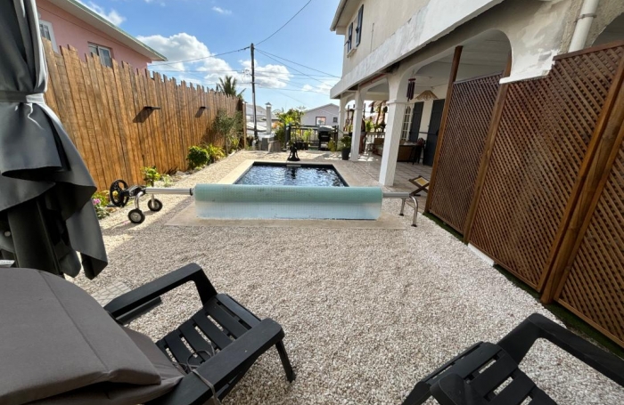 Vente Immeuble 242m&sup2; 9 pi&#232;ces Le Tampon