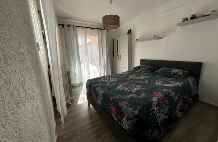 Vente Immeuble 242m&sup2; 9 pi&#232;ces Le Tampon
