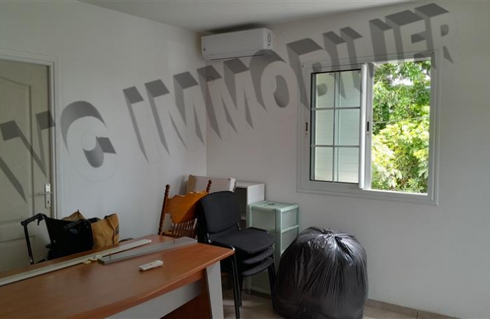 Location Local commercial 20m&sup2; Etang-Sale