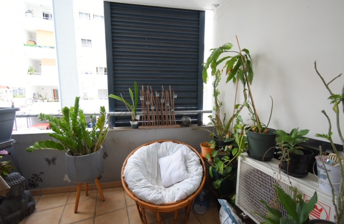 Appartement à acheter 108000 € avec terrasse à Saint-Denis