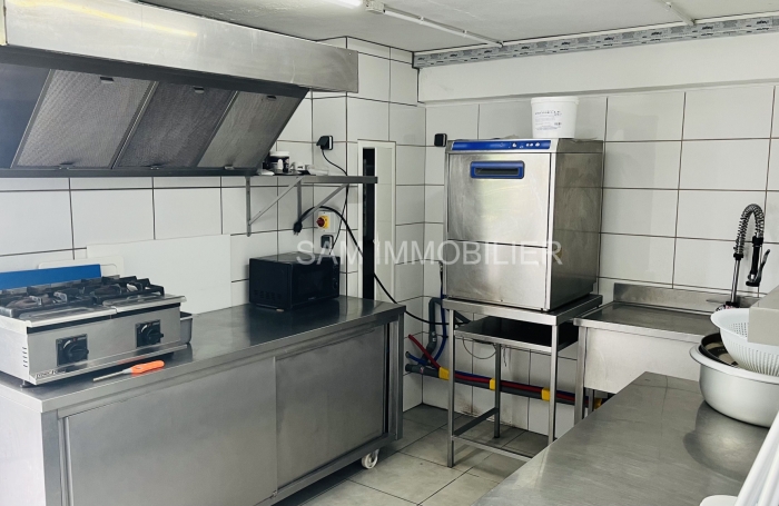 Cession de Droit au Bail   Local Commercial de 153 m2