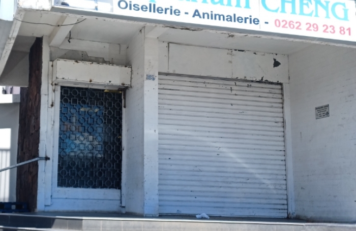 Location Local commercial 97490