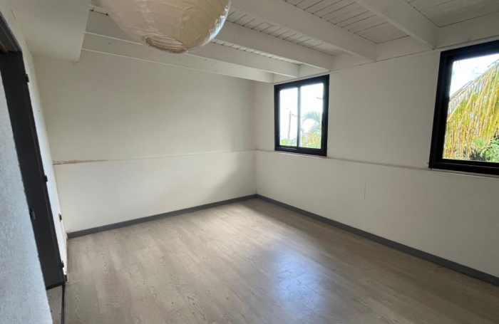 Vente Maison 106m&sup2; 5 pi&#232;ces Piton Saint Leu