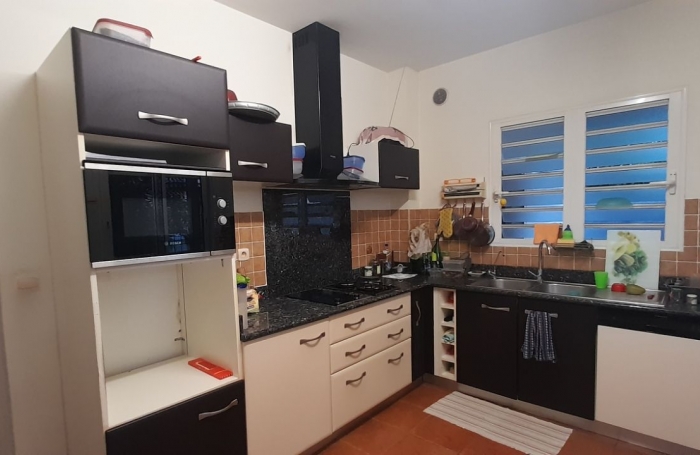 Vente Maison 196m&sup2; 6 pi&#232;ces Sainte Suzanne