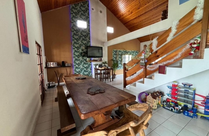 Vente Maison 170m&sup2; 6 pi&#232;ces Plaine des Cafres