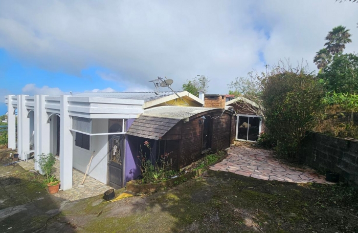 Vente Maison 145m&sup2; 4 pi&#232;ces Les Avirons