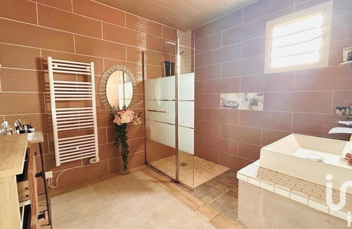 Vente Maison 184m&sup2; 7 pi&#232;ces Plaine des Palmistes