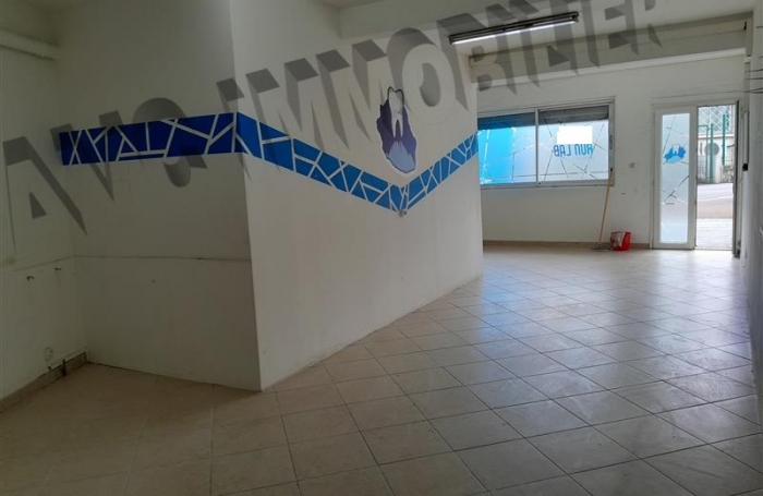 Location Local commercial 66m&sup2; Les Avirons