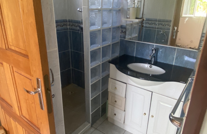 Location Ste suzanne commune Begue villa F3 plus garage