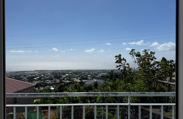 Vente Maison 98.33m² 4 pièces Sainte Clotilde