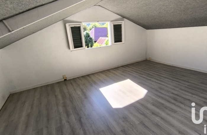 Vente Maison 165m&sup2; 7 pi&#232;ces L'Entre Deux