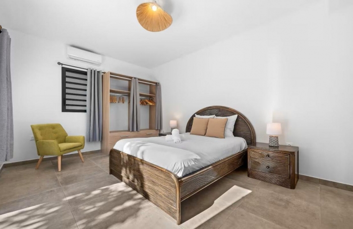 Vente Maison 130m&sup2; 4 pi&#232;ces Saint Gilles les Bains