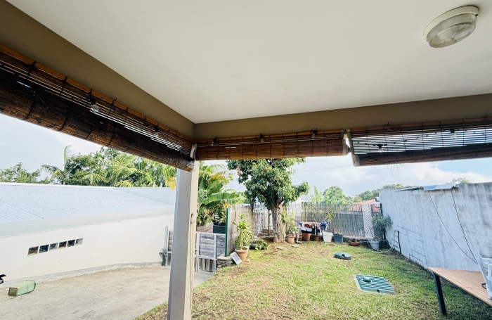 SAINT PIERRE 97410 - VILLA CONFORTABLE ET LUMINEUSE - ENVIRONNEMENT PRISÉ