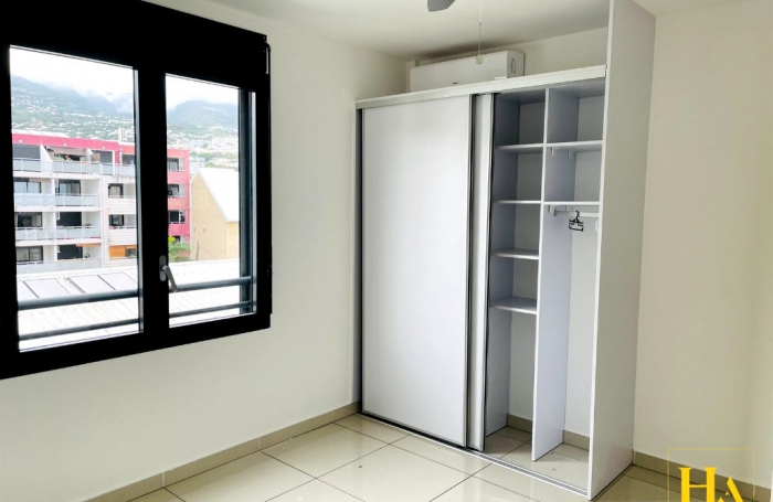 Location Appartement 100m² 5 pièces Sainte Clotilde