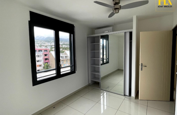 Location Appartement 100m² 5 pièces Sainte Clotilde