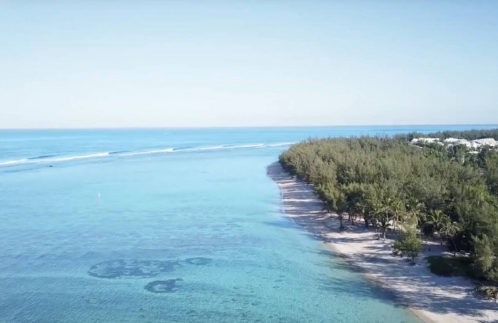 RARE ERMITAGE TERRAIN AVEC PC