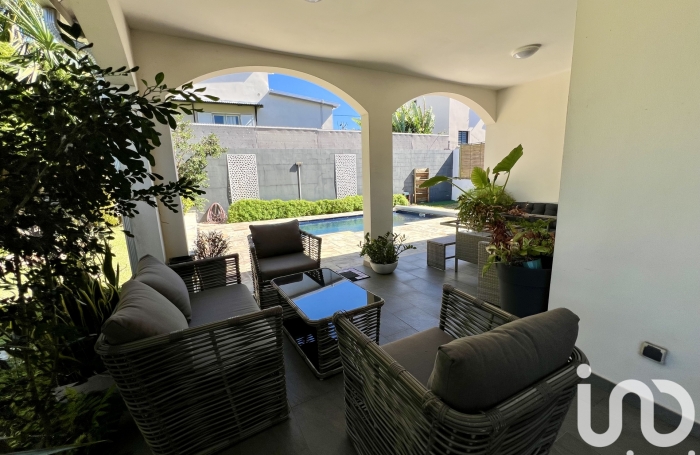 Vente Maison 114m&sup2; 4 pi&#232;ces Sainte Suzanne