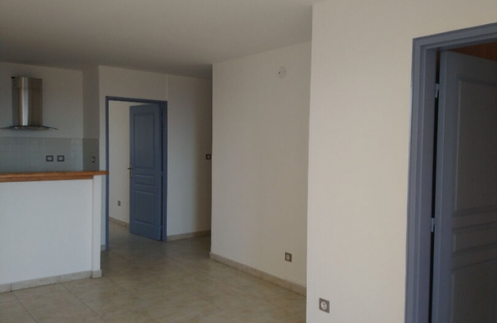 Location Appartement 57.8m² 3 pièces Saint-Benoît