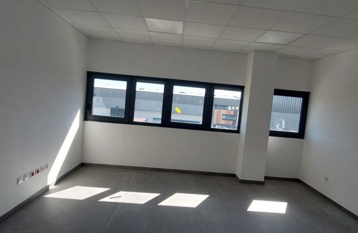 BUREAU/LOCAL PROFESSIONNEL DUPARC