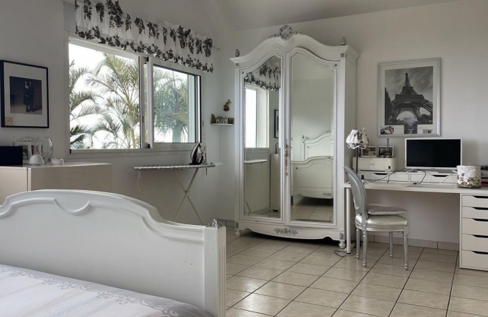 Vente Maison 140m&sup2; 5 pi&#232;ces Piton Saint Leu