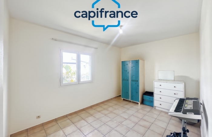 Vente Maison 197m&sup2; 8 pi&#232;ces Sainte Suzanne