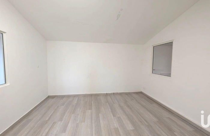 Location Fonds de commerce 320m&sup2; La Possession