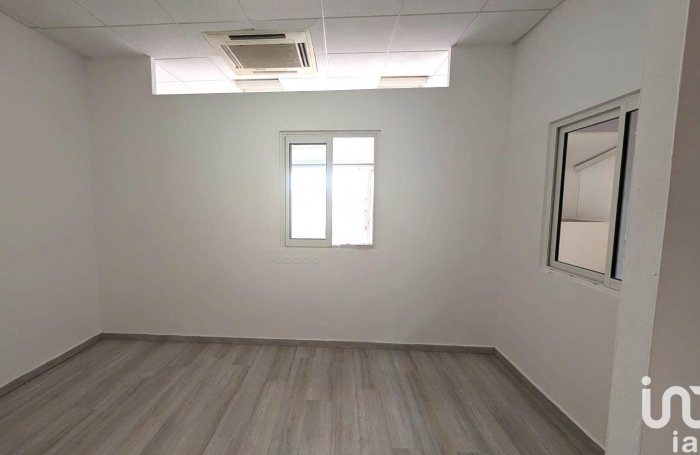 Location Fonds de commerce 320m&sup2; La Possession