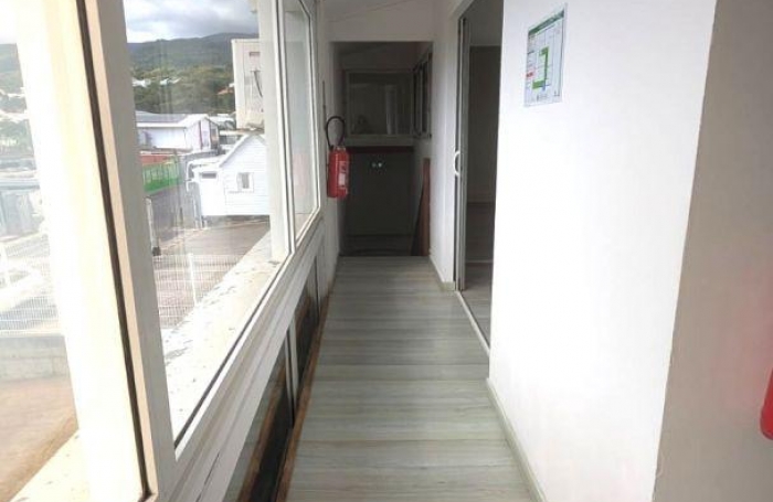 Location Fonds de commerce 320m&sup2; La Possession