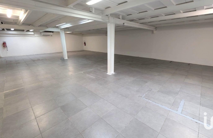 Location Fonds de commerce 320m&sup2; La Possession