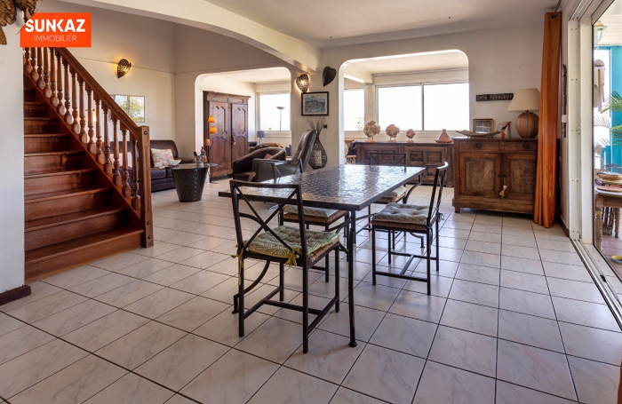 Vente Maison 176m² 6 pièces Saint-Leu