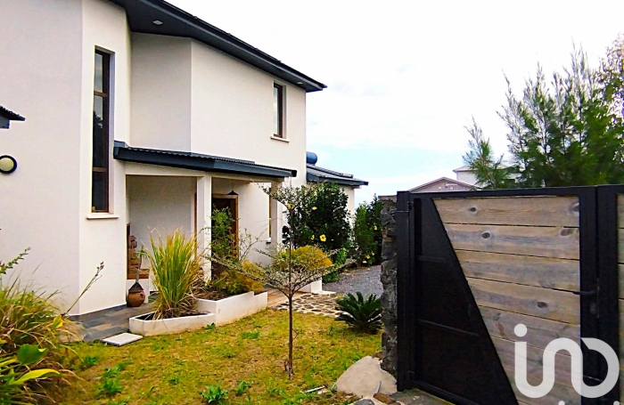 Vente Divers 410m&sup2; 8 pi&#232;ces Petite île