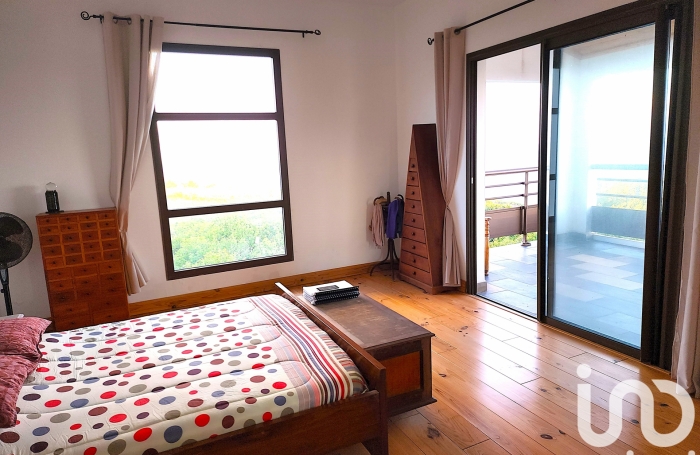 Vente Divers 410m&sup2; 8 pi&#232;ces Petite île