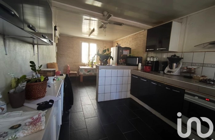 Vente Maison 126m&sup2; 6 pi&#232;ces Saint Paul