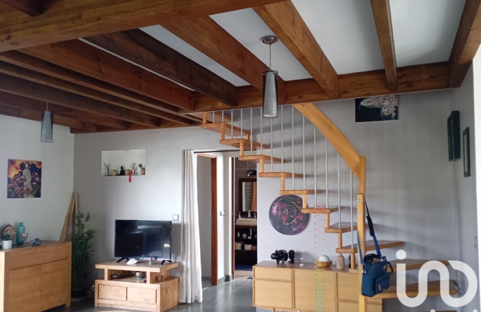 Vente Maison 110m&sup2; 5 pi&#232;ces Bois de Nefles St Paul