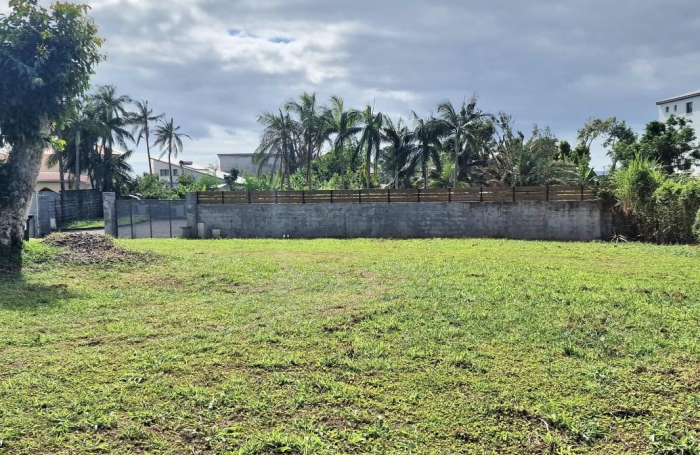 Vente Terrain 702m&sup2; Saint-Benoît