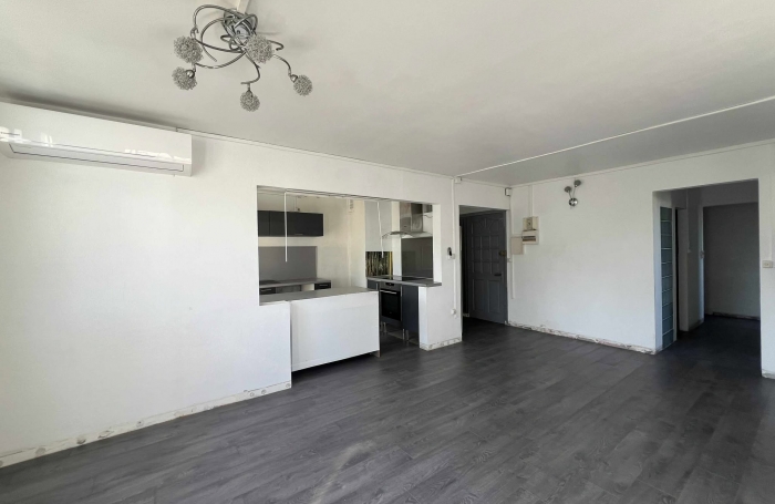 APPART T4 FRONT DE MER DE SAINT PIERRE