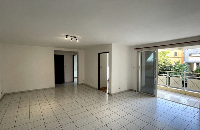 Location Appartement 73.63m² 3 pièces Saint-Pierre