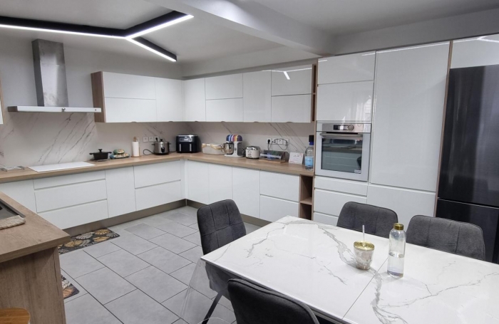 Vente Maison 255m&sup2; 6 pi&#232;ces Saint Louis