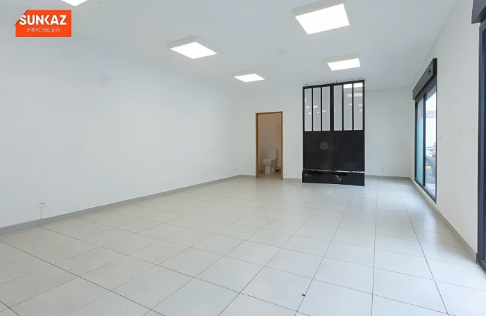 Location Local commercial 50m&sup2; Saint-Pierre