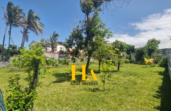 Vente Terrain 390m² Saint-Benoît