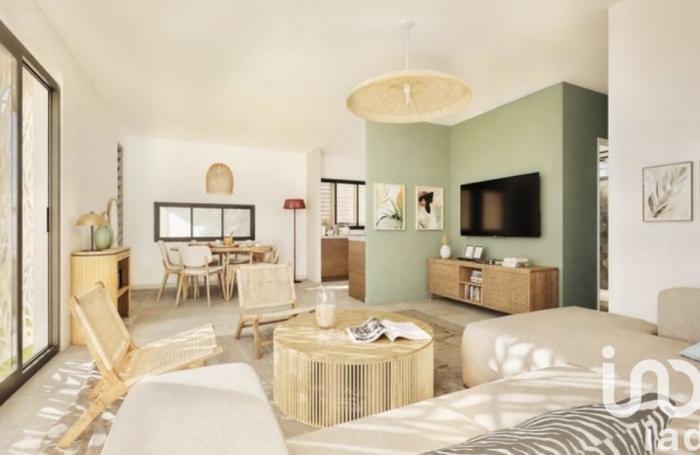 Vente Divers 99m&sup2; 4 pi&#232;ces Saint Gilles les Bains