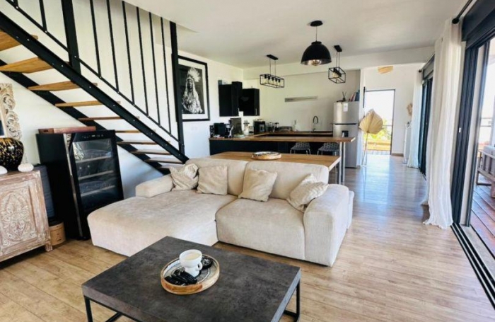 Vente Maison 98m&sup2; 3 pi&#232;ces La Saline les Hauts