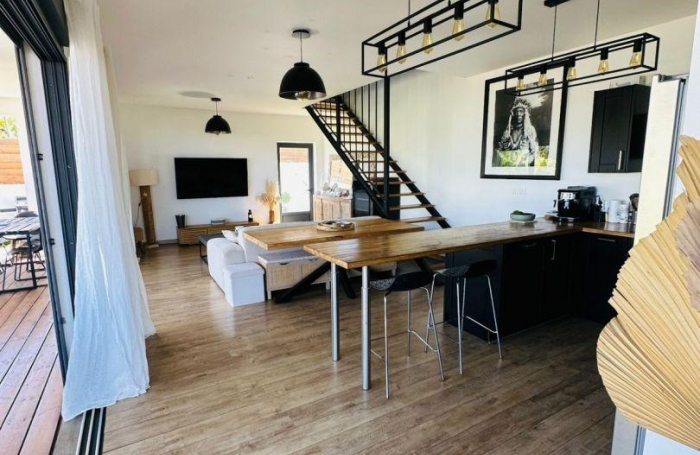 Vente Maison 98m&sup2; 3 pi&#232;ces La Saline les Hauts