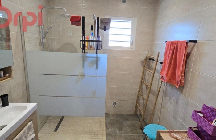 Vente Maison 85m&sup2; 3 pi&#232;ces Saint Gilles Les Hauts