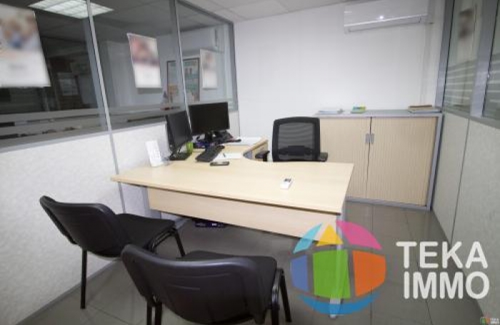 Location Bureaux 1 pi&#232;ce Saint André