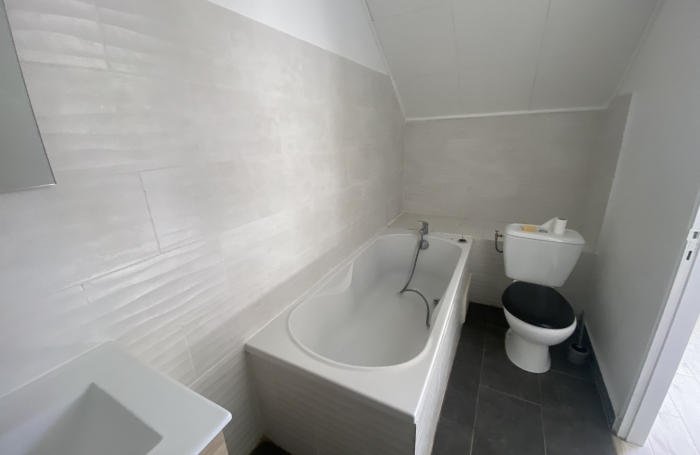 À LOUER - APPARTEMENT T3 MEUBLÉ - ACCORD IMMOBILIER