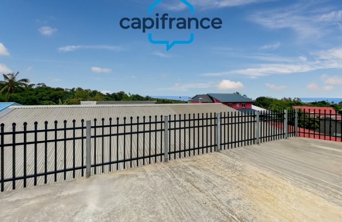 Vente Fonds de commerce 330m&sup2; 3 pi&#232;ces Sainte Rose