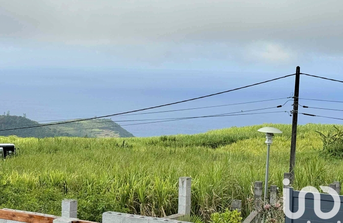 Location Maison 61m&sup2; 4 pi&#232;ces Saint Joseph