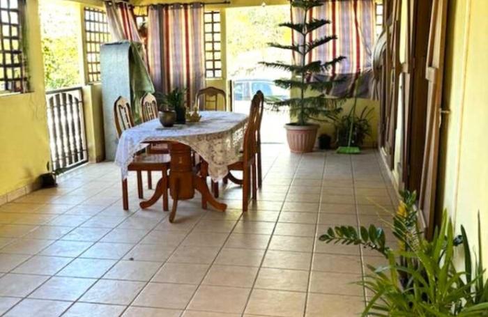 Vente Maison 75m² 3 pièces Etang-Sale