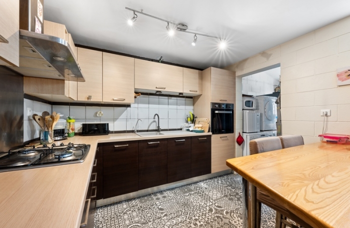 Vente Maison 159m&sup2; 4 pi&#232;ces Saint Gilles Les Hauts